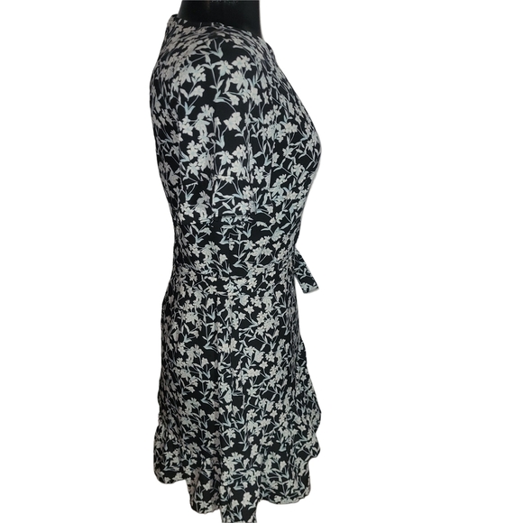 Banana Republic Floral Black and White Dress 6 - Picture 4 of 7